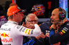GP BELGIO, (L to R): Max Verstappen (NLD) Red Bull Racing with Dr Helmut Marko (AUT) Red Bull Motorsport Consultant e Gianpiero Lambiase (ITA) Red Bull Racing Engineer.

27.07.2024. Formula 1 World Championship, Rd 14, Belgian Grand Prix, Spa Francorchamps, Belgium, Qualifiche Day.

 - www.xpbimages.com, EMail: requests@xpbimages.com © Copyright: Coates / XPB Images