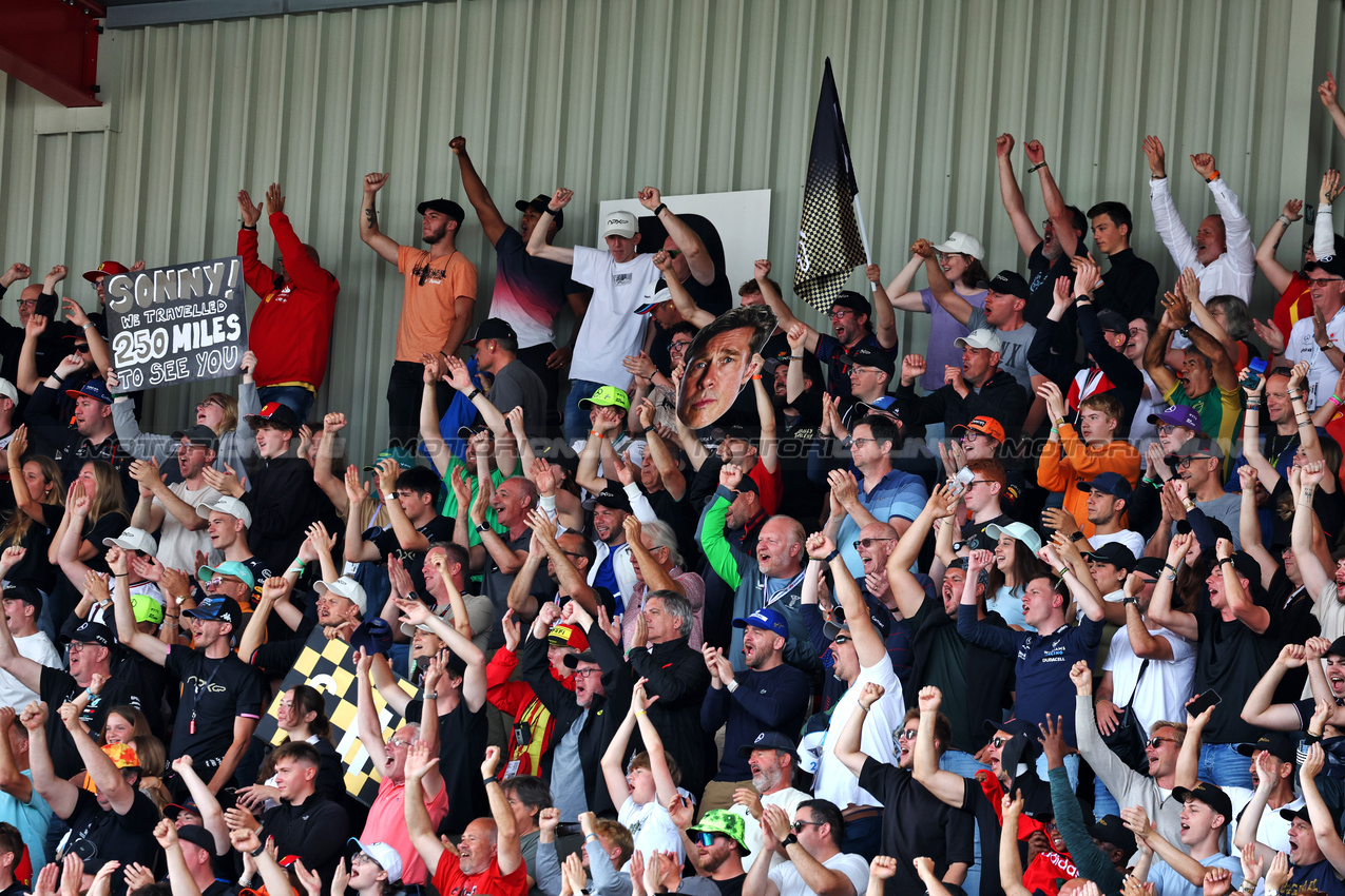 GP BELGIO, Circuit Atmosfera - fans in the grandstand.

26.07.2024. Formula 1 World Championship, Rd 14, Belgian Grand Prix, Spa Francorchamps, Belgium, Practice Day.

- www.xpbimages.com, EMail: requests@xpbimages.com © Copyright: Moy / XPB Images