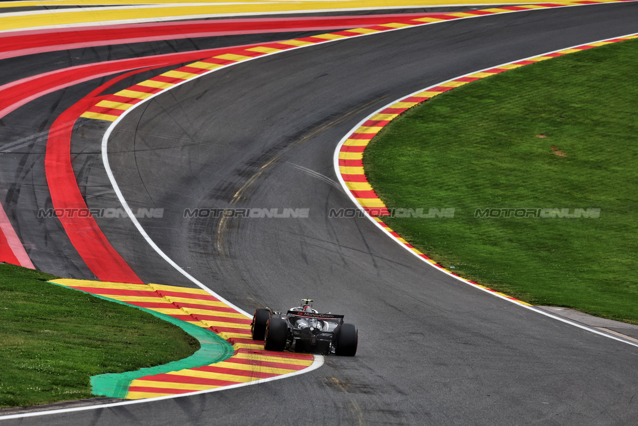 GP BELGIO, Nico Hulkenberg (GER) Haas VF-24.

26.07.2024. Formula 1 World Championship, Rd 14, Belgian Grand Prix, Spa Francorchamps, Belgium, Practice Day.

- www.xpbimages.com, EMail: requests@xpbimages.com © Copyright: Moy / XPB Images