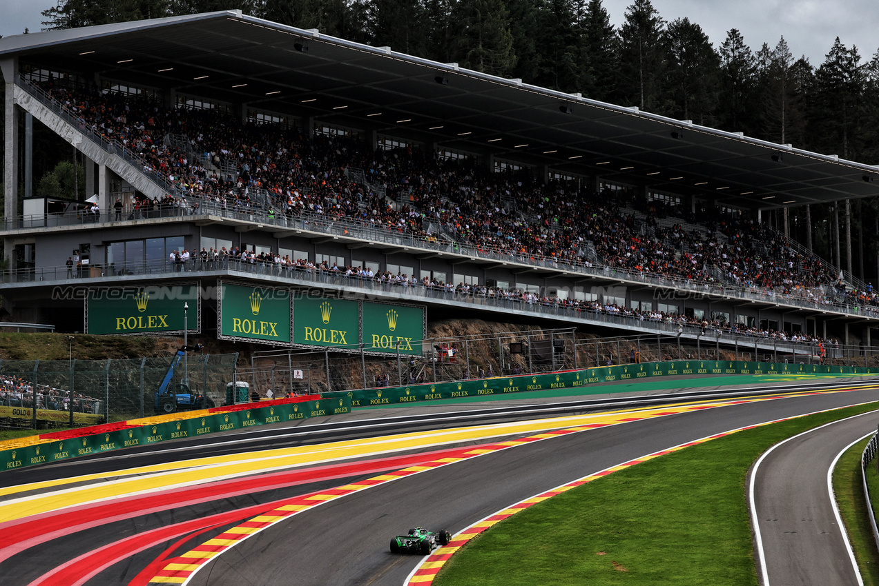 GP BELGIO, Zhou Guanyu (CHN) Sauber C44.

26.07.2024. Formula 1 World Championship, Rd 14, Belgian Grand Prix, Spa Francorchamps, Belgium, Practice Day.

- www.xpbimages.com, EMail: requests@xpbimages.com © Copyright: Moy / XPB Images