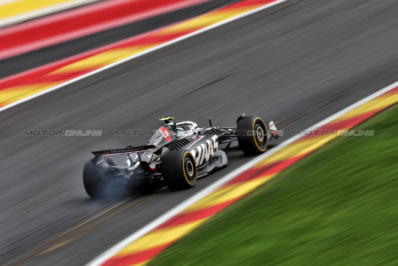 GP BELGIO, Nico Hulkenberg (GER) Haas VF-24.

26.07.2024. Formula 1 World Championship, Rd 14, Belgian Grand Prix, Spa Francorchamps, Belgium, Practice Day.

- www.xpbimages.com, EMail: requests@xpbimages.com © Copyright: Moy / XPB Images