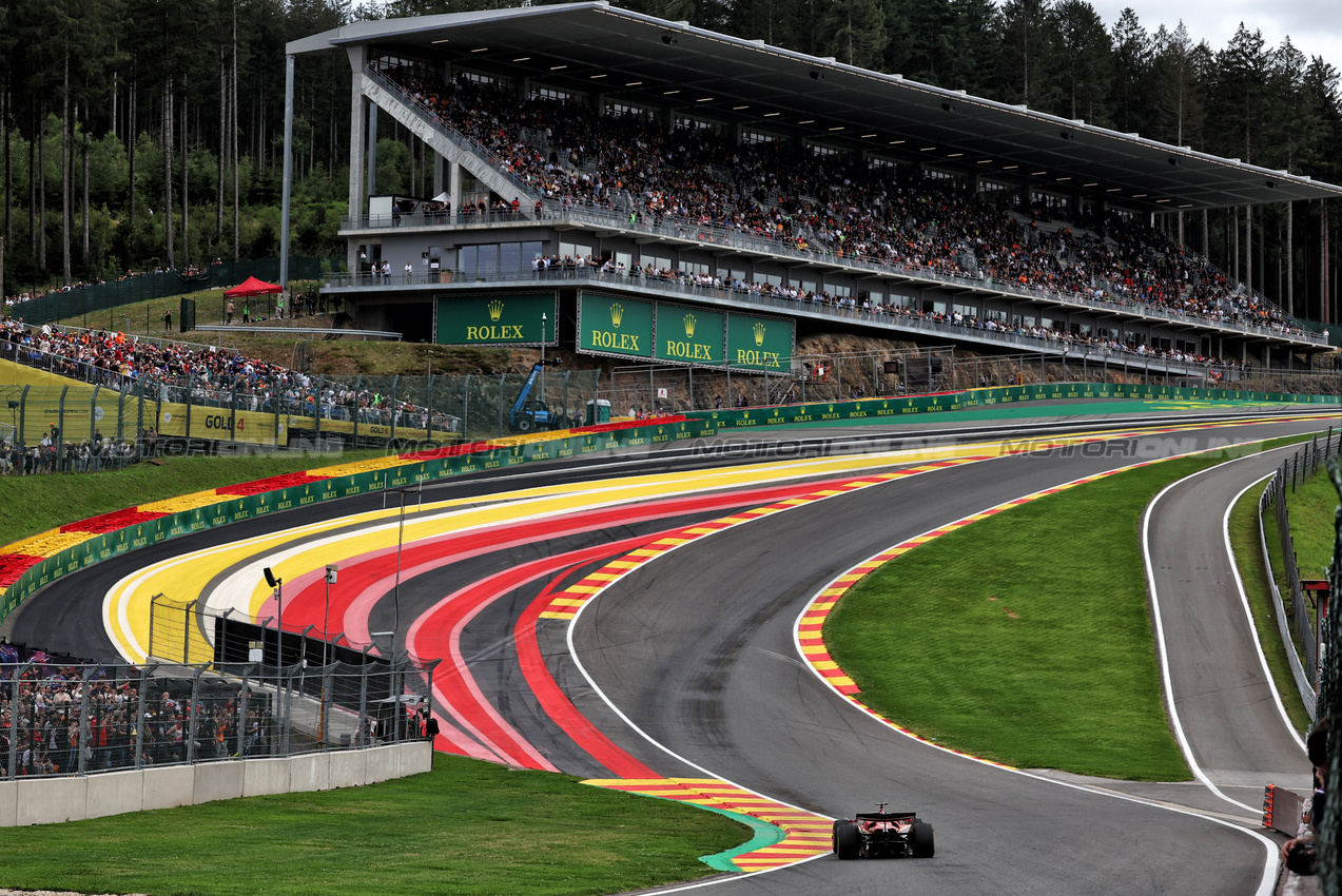 GP BELGIO, Charles Leclerc (MON) Ferrari SF-24.

26.07.2024. Formula 1 World Championship, Rd 14, Belgian Grand Prix, Spa Francorchamps, Belgium, Practice Day.

- www.xpbimages.com, EMail: requests@xpbimages.com © Copyright: Moy / XPB Images