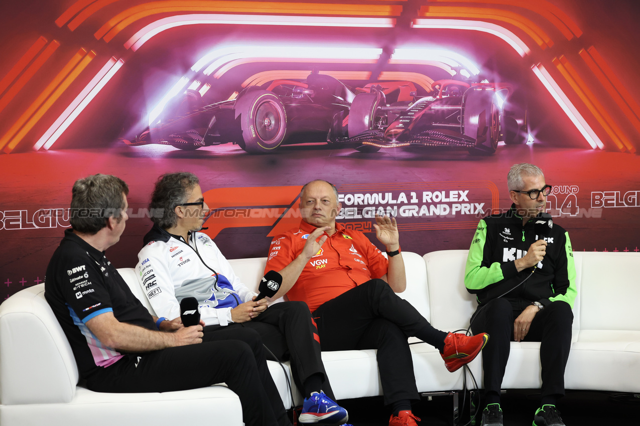 GP BELGIO, (L to R): Bruno Famin (FRA) Alpine Motorsports Vice President e Alpine F1 Team Team Principal; Laurent Mekies (FRA) RB Technical Director; Frederic Vasseur (FRA) Ferrari Team Principal; e Alessandro Alunni Bravi (ITA) Sauber Managing Director e Team Representative, in the FIA Press Conference.

26.07.2024. Formula 1 World Championship, Rd 14, Belgian Grand Prix, Spa Francorchamps, Belgium, Practice Day.

- www.xpbimages.com, EMail: requests@xpbimages.com © Copyright: Bearne / XPB Images