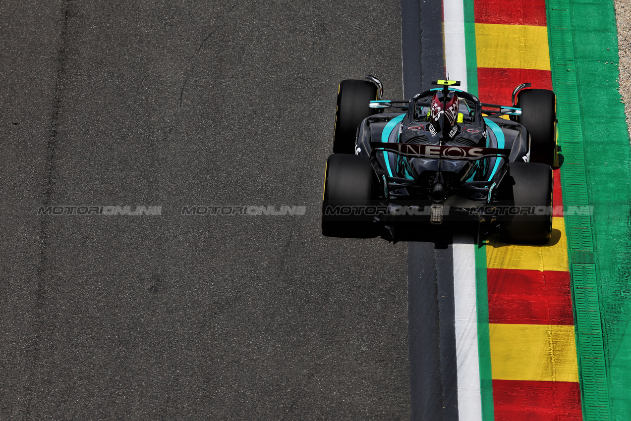 GP BELGIO, Lewis Hamilton (GBR) Mercedes AMG F1 W15.

26.07.2024. Formula 1 World Championship, Rd 14, Belgian Grand Prix, Spa Francorchamps, Belgium, Practice Day.

- www.xpbimages.com, EMail: requests@xpbimages.com © Copyright: Rew / XPB Images