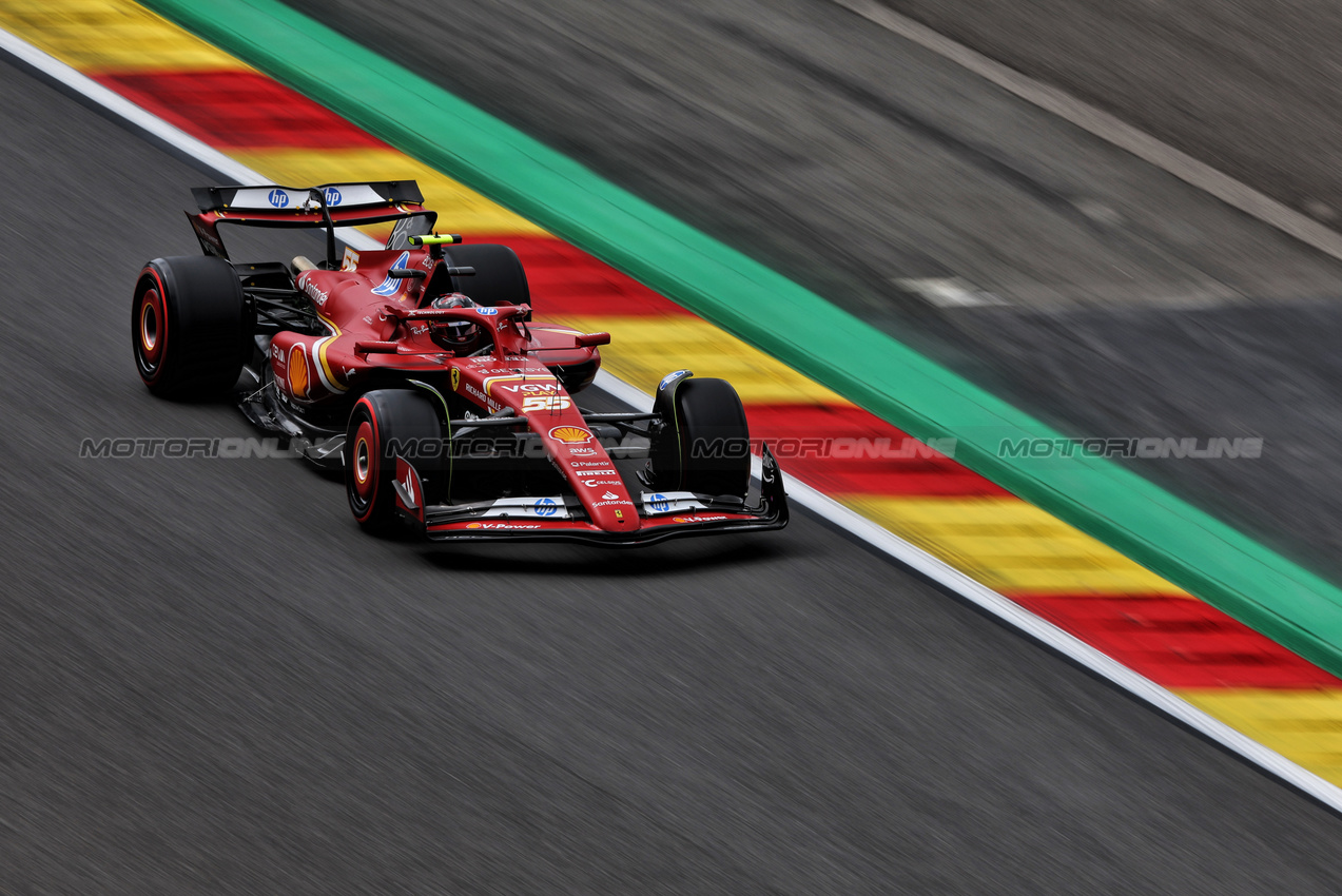 GP BELGIO, Carlos Sainz Jr (ESP) Ferrari SF-24.

26.07.2024. Formula 1 World Championship, Rd 14, Belgian Grand Prix, Spa Francorchamps, Belgium, Practice Day.

- www.xpbimages.com, EMail: requests@xpbimages.com © Copyright: Rew / XPB Images