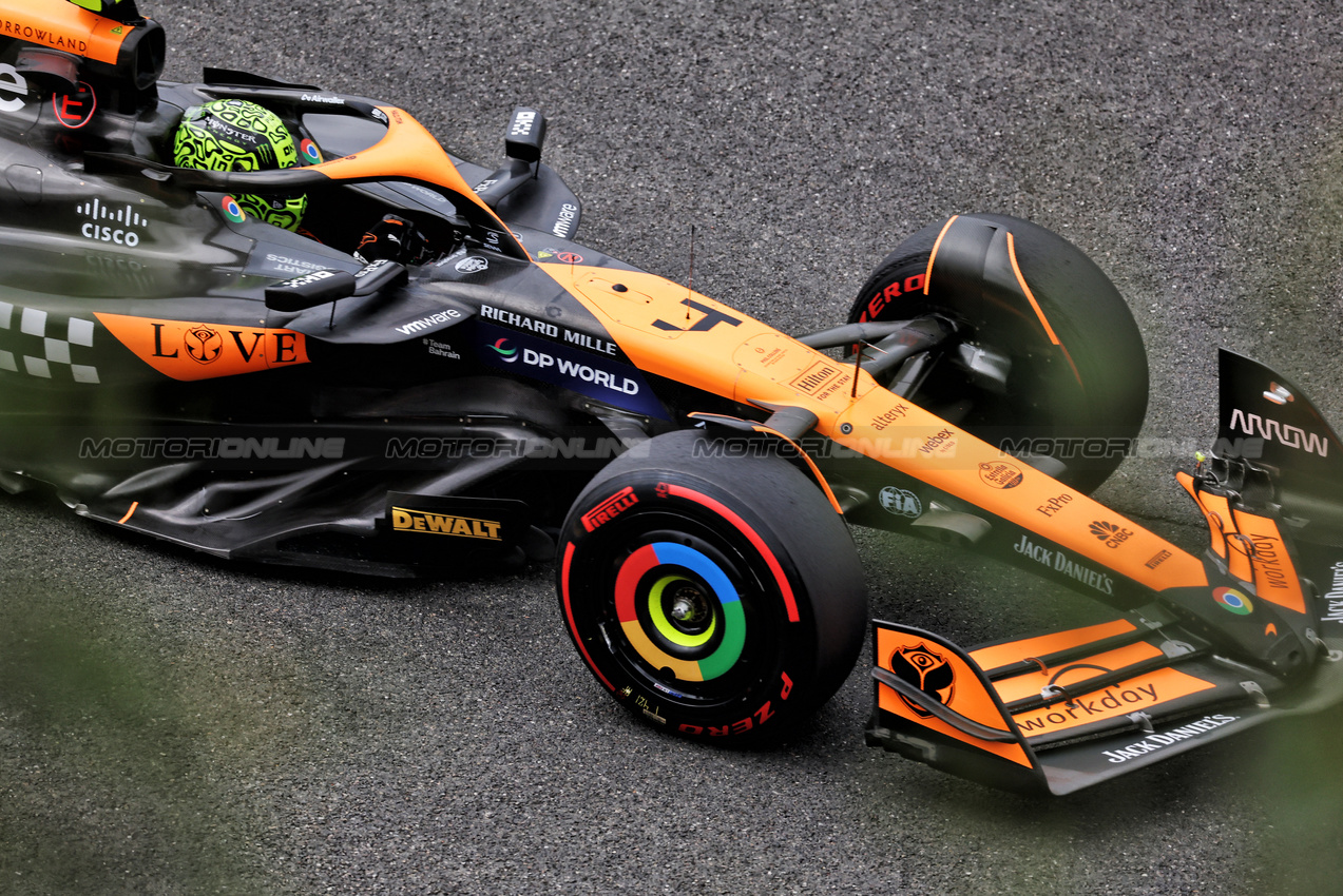 GP BELGIO, Lando Norris (GBR) McLaren MCL38.

26.07.2024. Formula 1 World Championship, Rd 14, Belgian Grand Prix, Spa Francorchamps, Belgium, Practice Day.

- www.xpbimages.com, EMail: requests@xpbimages.com © Copyright: Rew / XPB Images