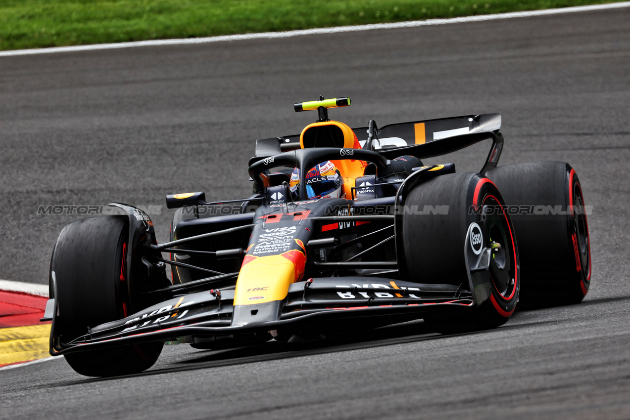 GP BELGIO, Sergio Perez (MEX) Red Bull Racing RB20.

26.07.2024. Formula 1 World Championship, Rd 14, Belgian Grand Prix, Spa Francorchamps, Belgium, Practice Day.

 - www.xpbimages.com, EMail: requests@xpbimages.com © Copyright: Coates / XPB Images