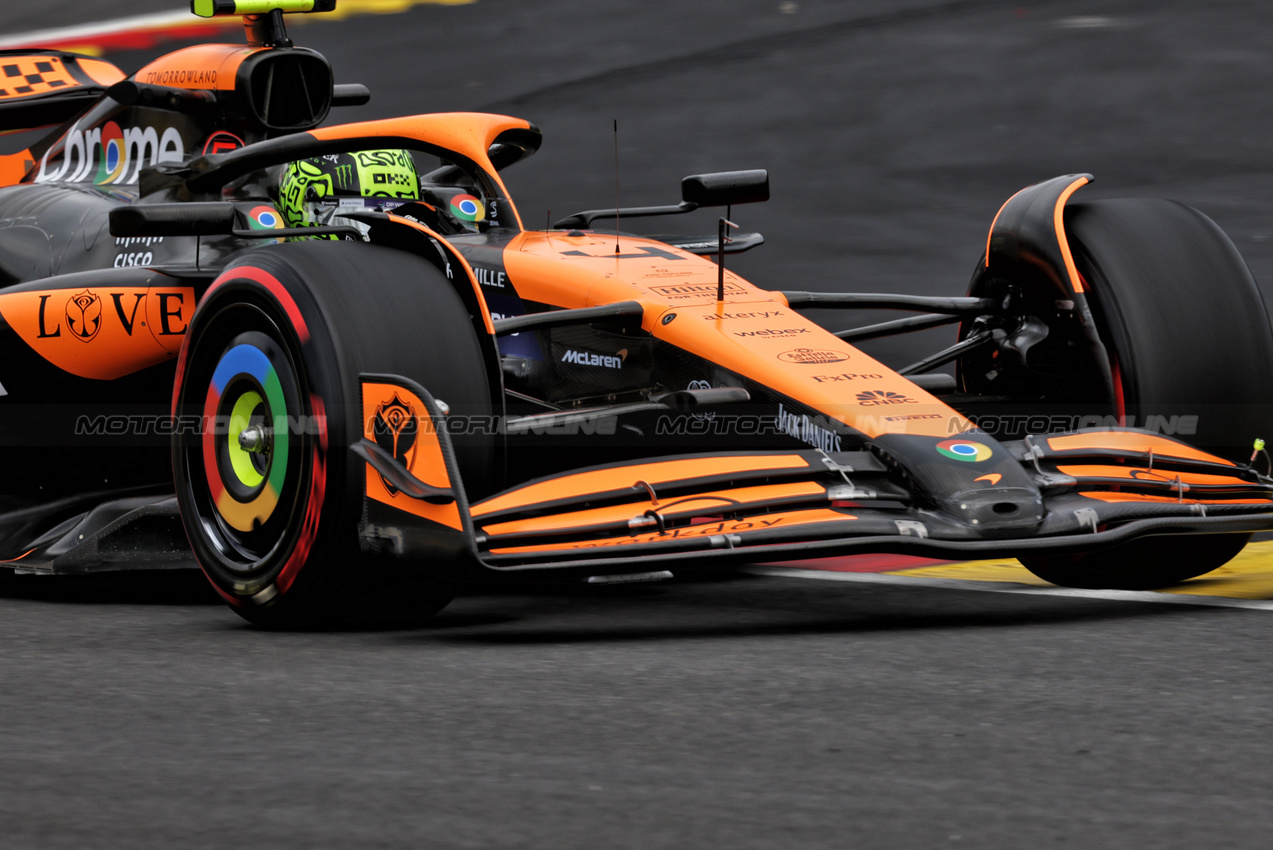 GP BELGIO, Lando Norris (GBR) McLaren MCL38.

26.07.2024. Formula 1 World Championship, Rd 14, Belgian Grand Prix, Spa Francorchamps, Belgium, Practice Day.

- www.xpbimages.com, EMail: requests@xpbimages.com © Copyright: Bearne / XPB Images