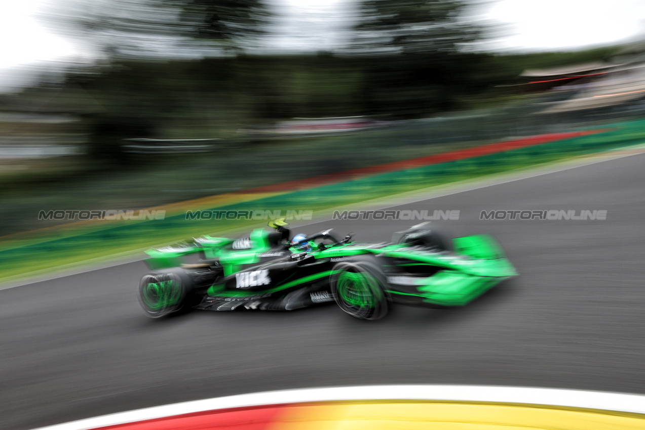 GP BELGIO, Zhou Guanyu (CHN) Sauber C44.

26.07.2024. Formula 1 World Championship, Rd 14, Belgian Grand Prix, Spa Francorchamps, Belgium, Practice Day.

- www.xpbimages.com, EMail: requests@xpbimages.com © Copyright: Bearne / XPB Images