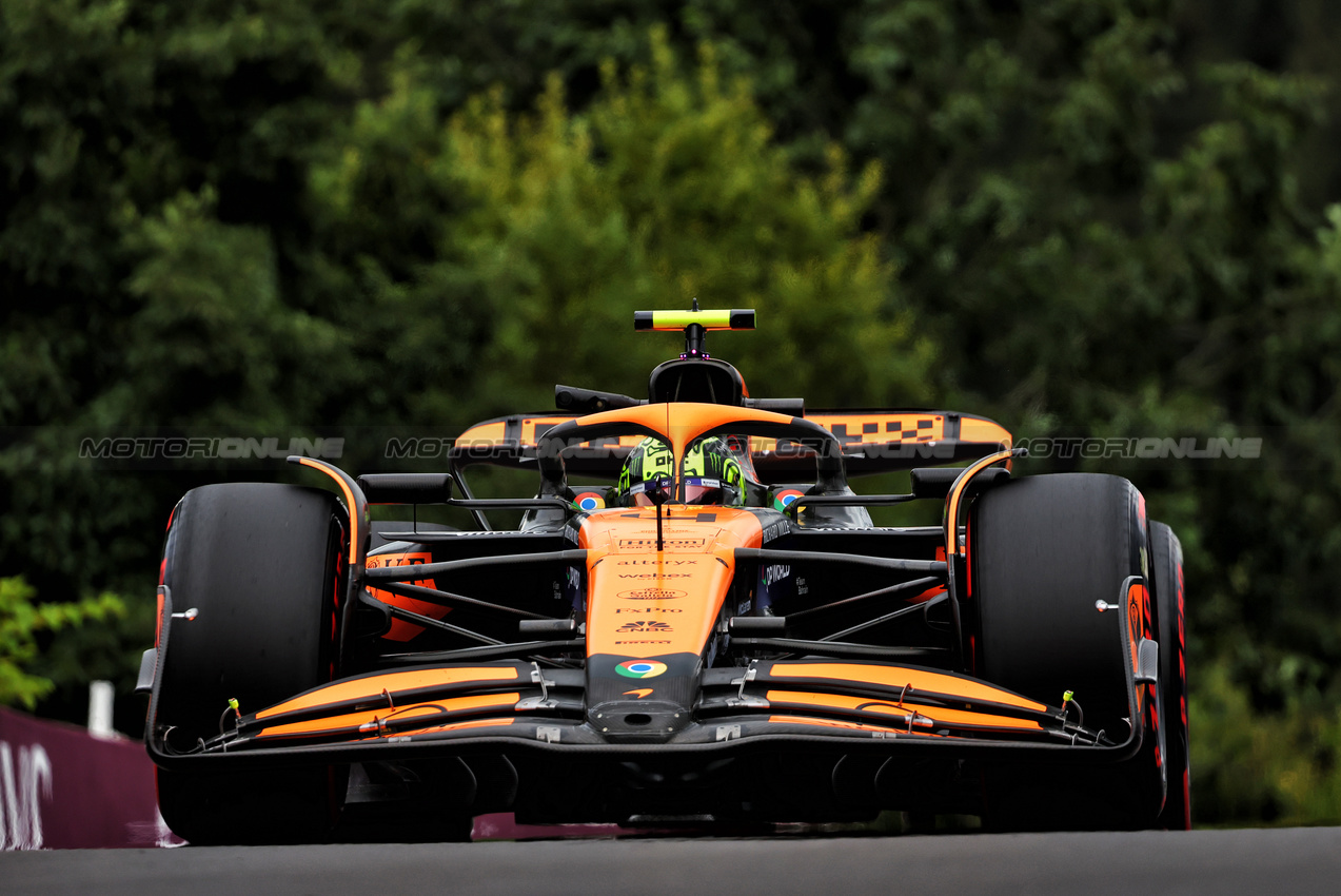 GP BELGIO, Lando Norris (GBR) McLaren MCL38.

26.07.2024. Formula 1 World Championship, Rd 14, Belgian Grand Prix, Spa Francorchamps, Belgium, Practice Day.

- www.xpbimages.com, EMail: requests@xpbimages.com © Copyright: Charniaux / XPB Images