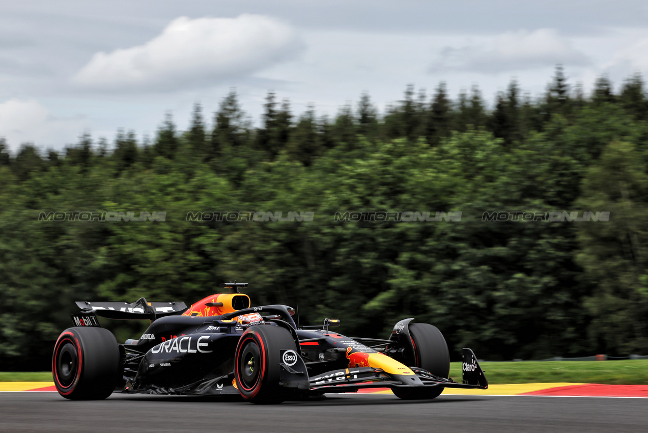 GP BELGIO, Max Verstappen (NLD) Red Bull Racing RB20.

26.07.2024. Formula 1 World Championship, Rd 14, Belgian Grand Prix, Spa Francorchamps, Belgium, Practice Day.

- www.xpbimages.com, EMail: requests@xpbimages.com © Copyright: Bearne / XPB Images
