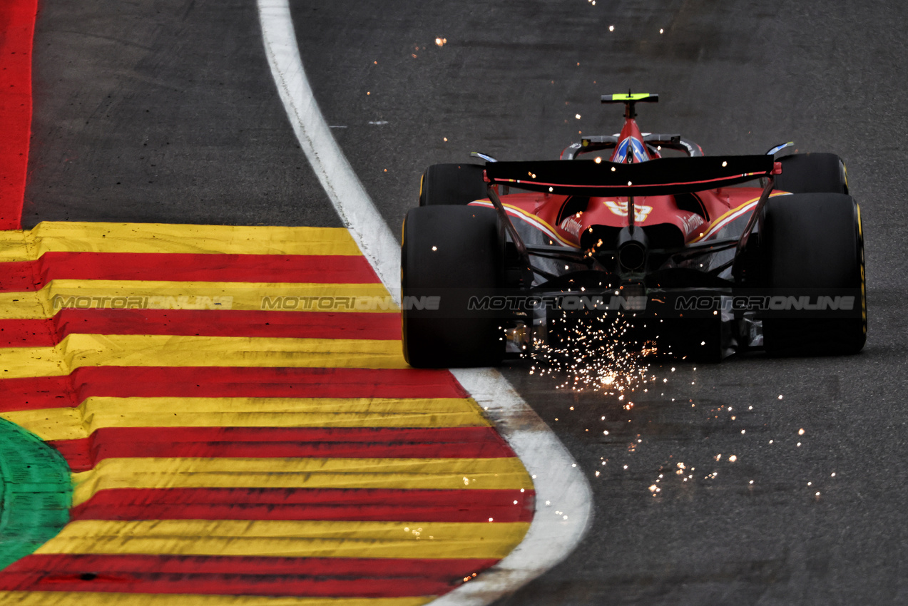 GP BELGIO, Carlos Sainz Jr (ESP) Ferrari SF-24.

26.07.2024. Formula 1 World Championship, Rd 14, Belgian Grand Prix, Spa Francorchamps, Belgium, Practice Day.

 - www.xpbimages.com, EMail: requests@xpbimages.com © Copyright: Coates / XPB Images