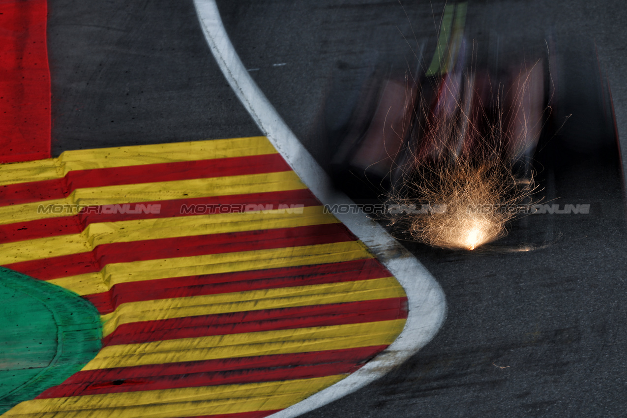 GP BELGIO, Carlos Sainz Jr (ESP) Ferrari SF-24,

26.07.2024. Formula 1 World Championship, Rd 14, Belgian Grand Prix, Spa Francorchamps, Belgium, Practice Day.

 - www.xpbimages.com, EMail: requests@xpbimages.com © Copyright: Coates / XPB Images