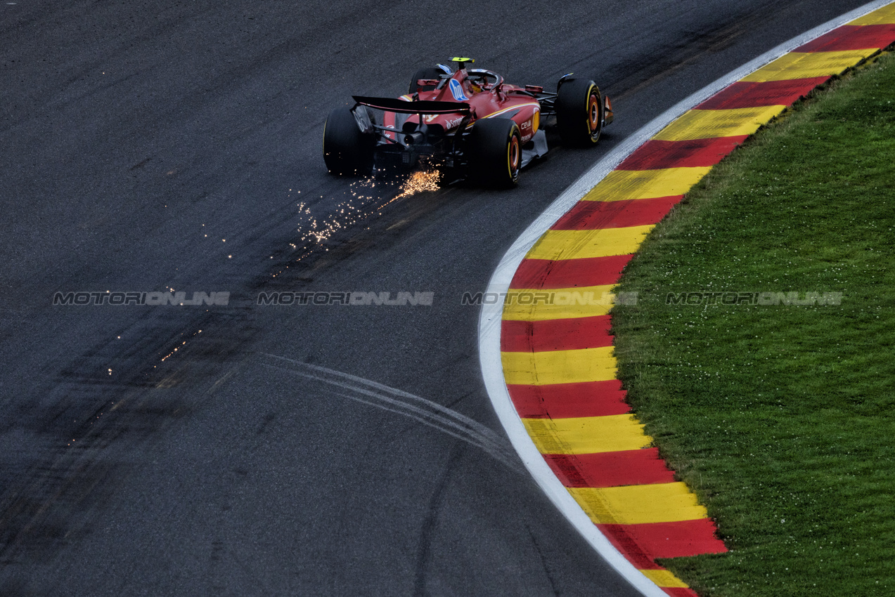 GP BELGIO, Carlos Sainz Jr (ESP) Ferrari SF-24.

26.07.2024. Formula 1 World Championship, Rd 14, Belgian Grand Prix, Spa Francorchamps, Belgium, Practice Day.

- www.xpbimages.com, EMail: requests@xpbimages.com © Copyright: Rew / XPB Images