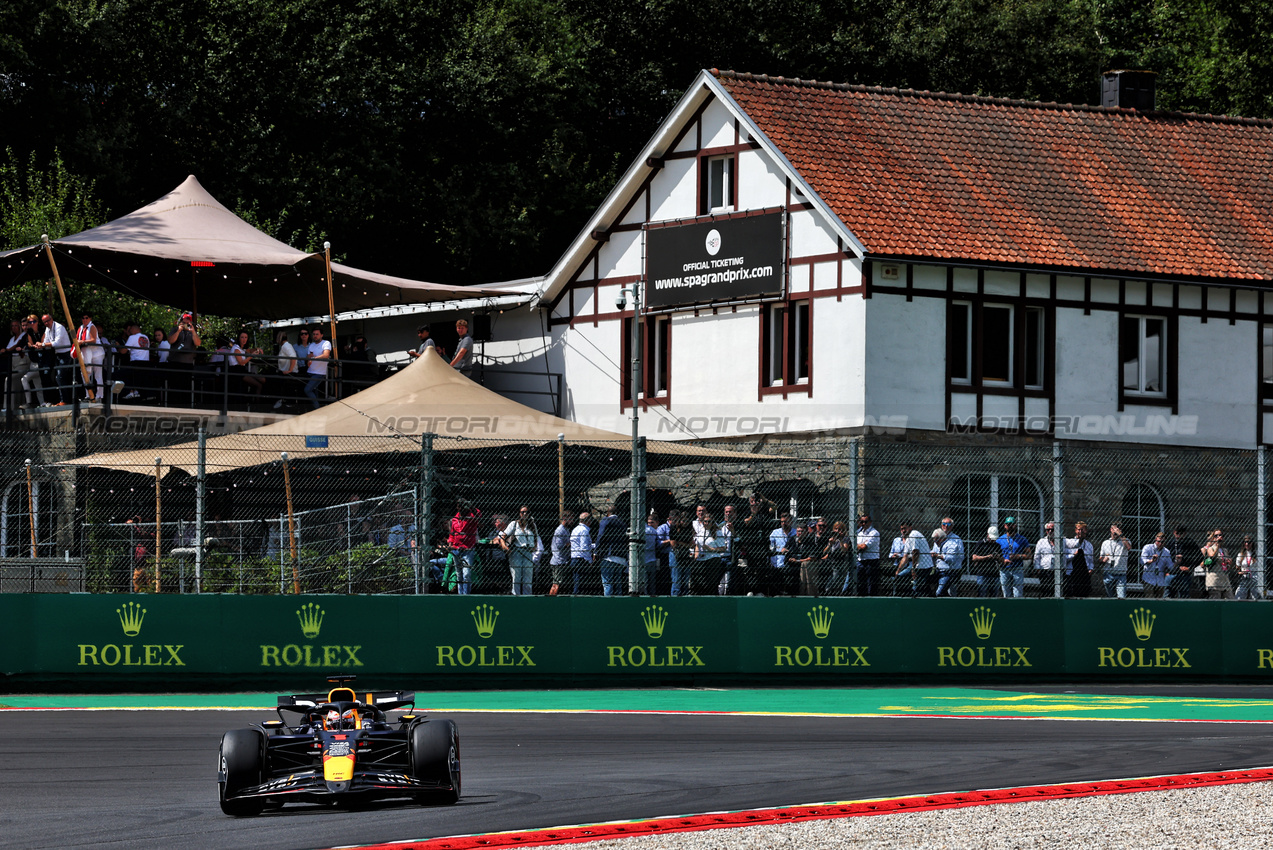 GP BELGIO, Max Verstappen (NLD) Red Bull Racing RB20.

26.07.2024. Formula 1 World Championship, Rd 14, Belgian Grand Prix, Spa Francorchamps, Belgium, Practice Day.

 - www.xpbimages.com, EMail: requests@xpbimages.com © Copyright: Coates / XPB Images