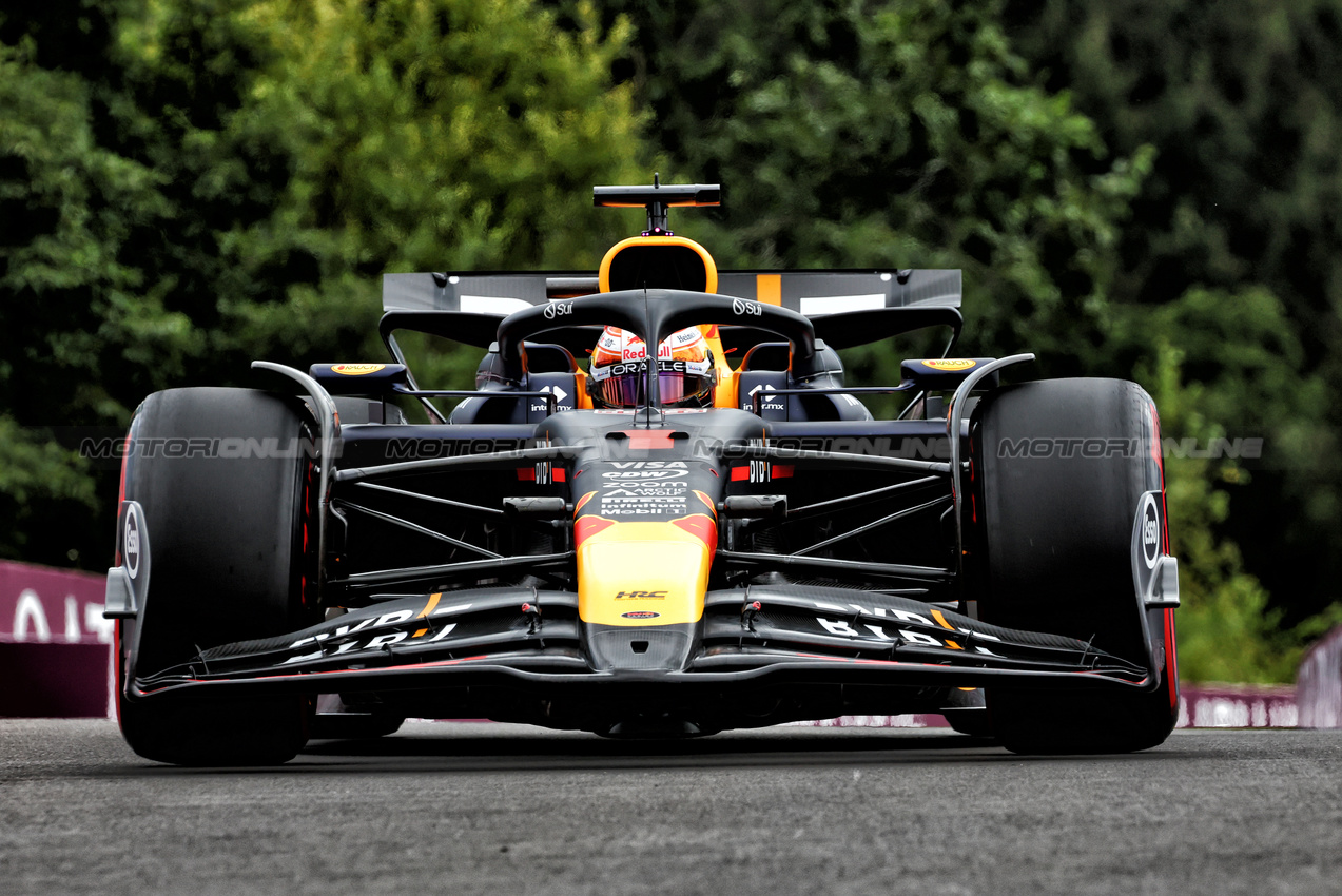 GP BELGIO, Max Verstappen (NLD) Red Bull Racing RB20.

26.07.2024. Formula 1 World Championship, Rd 14, Belgian Grand Prix, Spa Francorchamps, Belgium, Practice Day.

- www.xpbimages.com, EMail: requests@xpbimages.com © Copyright: Charniaux / XPB Images