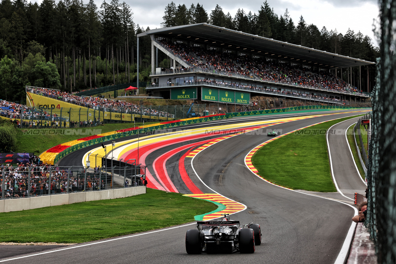 GP BELGIO, Nico Hulkenberg (GER) Haas VF-24.

26.07.2024. Formula 1 World Championship, Rd 14, Belgian Grand Prix, Spa Francorchamps, Belgium, Practice Day.

- www.xpbimages.com, EMail: requests@xpbimages.com © Copyright: Moy / XPB Images