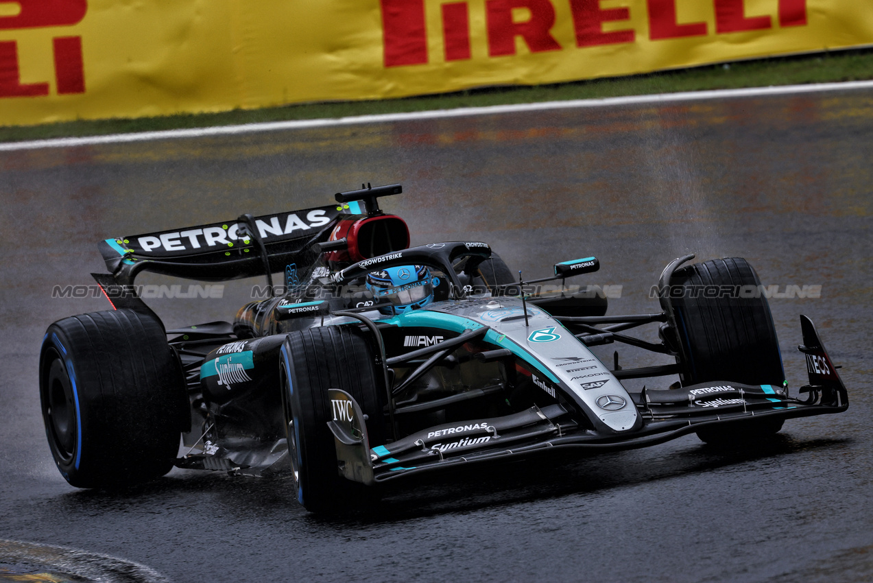 GP BRASILE, George Russell (GBR) Mercedes AMG F1 W15.

03.11.2024. Formula 1 World Championship, Rd 21, Brazilian Grand Prix, Sao Paulo, Brazil, Gara Day.

 - www.xpbimages.com, EMail: requests@xpbimages.com © Copyright: Coates / XPB Images