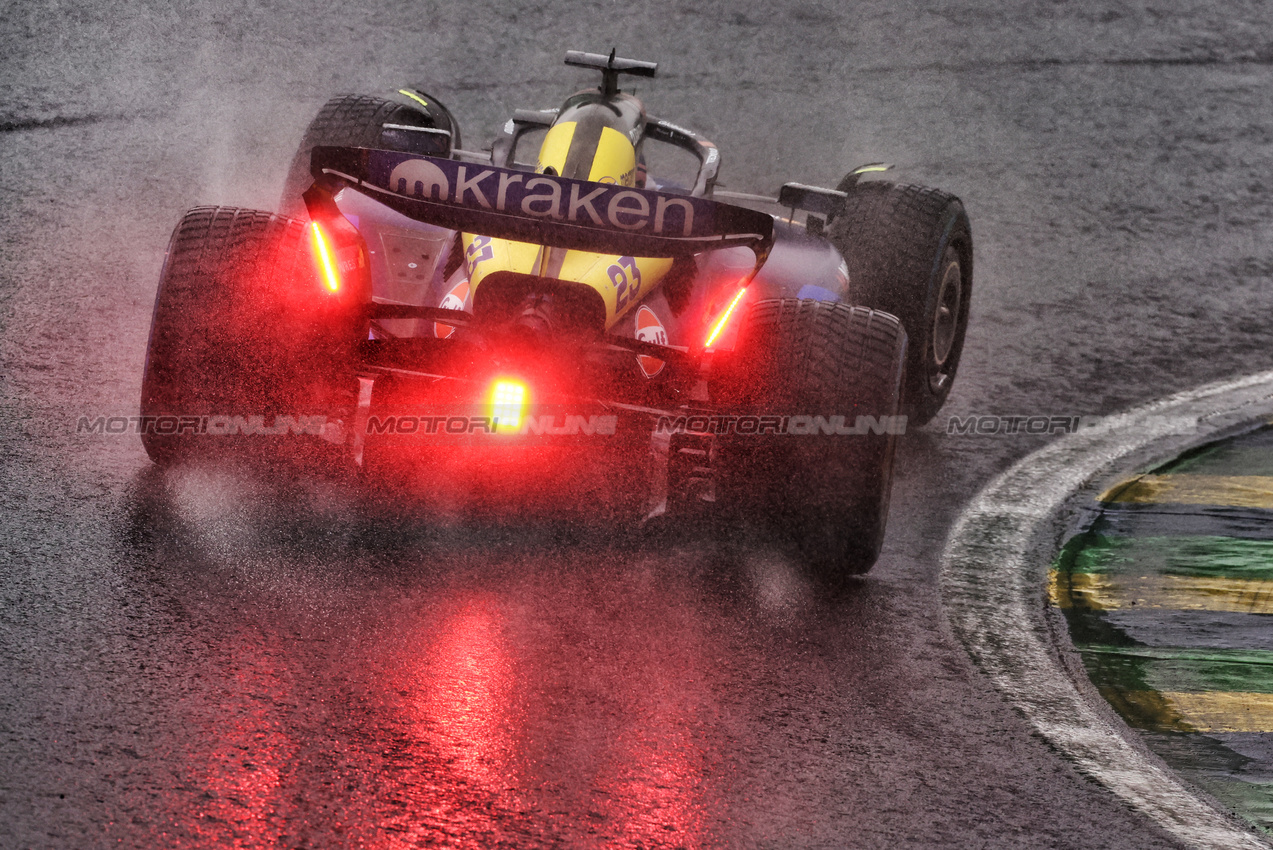 GP BRASILE, Alexander Albon (THA) Williams Racing FW46.

03.11.2024. Formula 1 World Championship, Rd 21, Brazilian Grand Prix, Sao Paulo, Brazil, Gara Day.

 - www.xpbimages.com, EMail: requests@xpbimages.com © Copyright: Coates / XPB Images