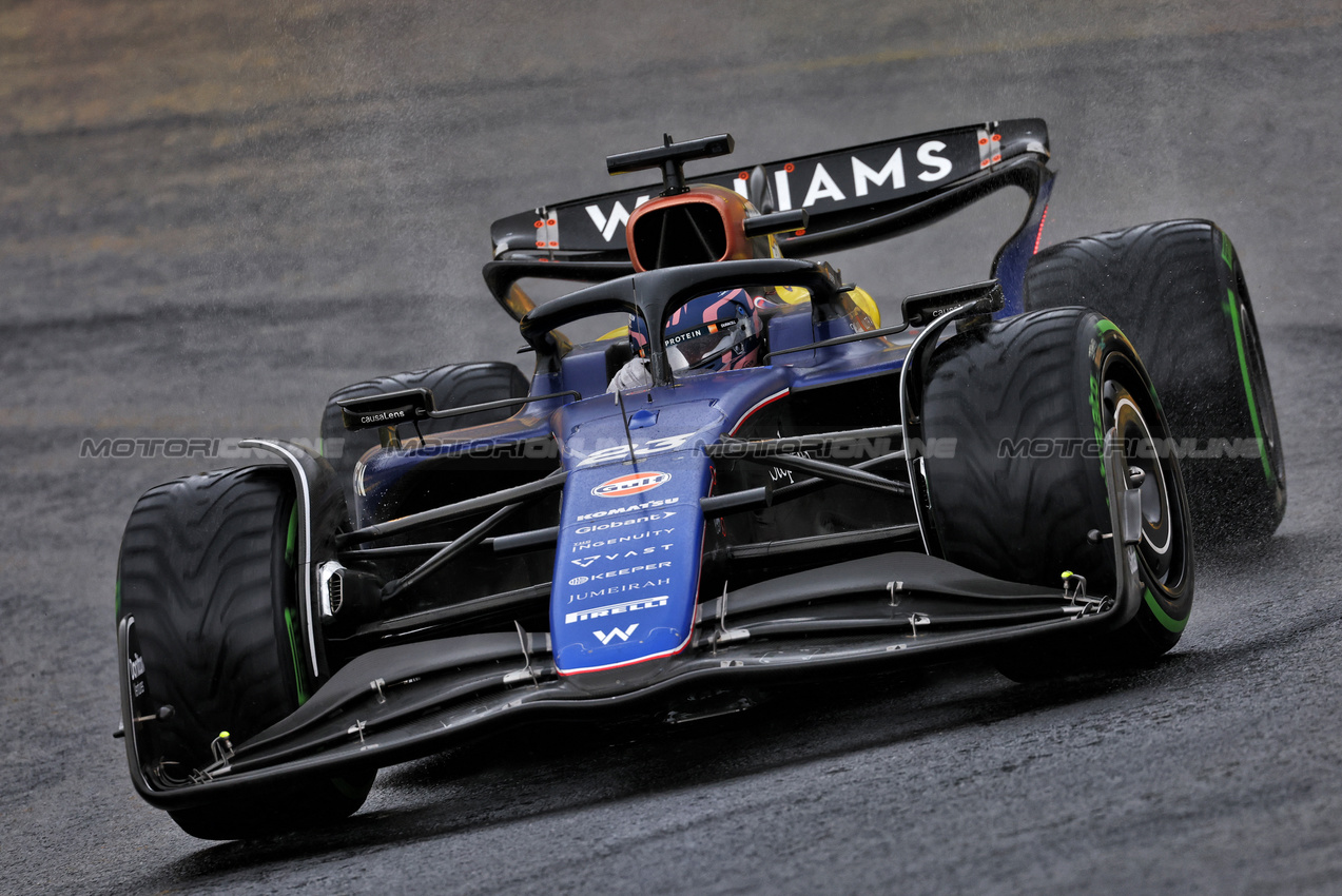 GP BRASILE, Alexander Albon (THA) Williams Racing FW46.

03.11.2024. Formula 1 World Championship, Rd 21, Brazilian Grand Prix, Sao Paulo, Brazil, Gara Day.

 - www.xpbimages.com, EMail: requests@xpbimages.com © Copyright: Coates / XPB Images