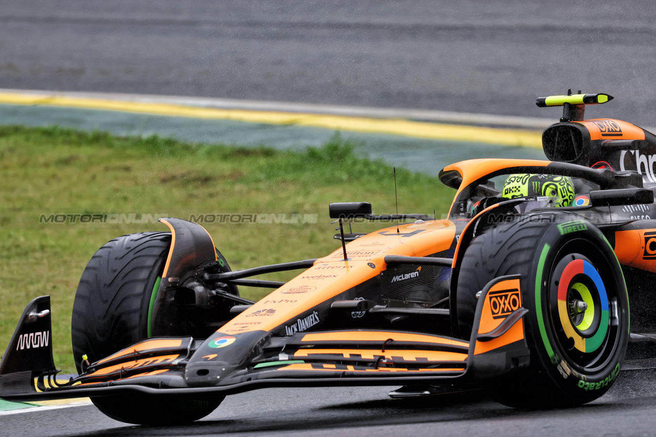 GP BRASILE, Lando Norris (GBR) McLaren MCL38.

03.11.2024. Formula 1 World Championship, Rd 21, Brazilian Grand Prix, Sao Paulo, Brazil, Gara Day.

 - www.xpbimages.com, EMail: requests@xpbimages.com © Copyright: Coates / XPB Images