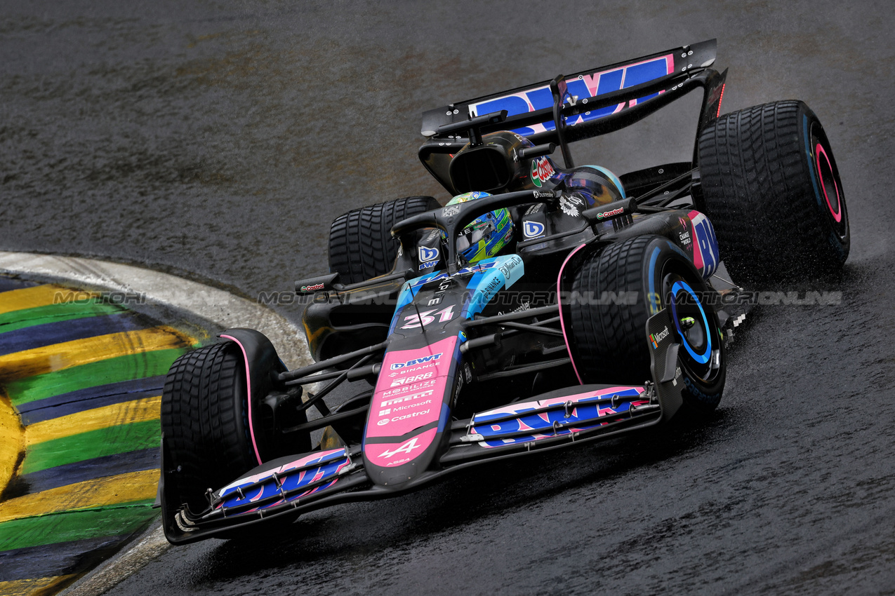 GP BRASILE, Esteban Ocon (FRA) Alpine F1 Team A524.

03.11.2024. Formula 1 World Championship, Rd 21, Brazilian Grand Prix, Sao Paulo, Brazil, Gara Day.

 - www.xpbimages.com, EMail: requests@xpbimages.com © Copyright: Coates / XPB Images