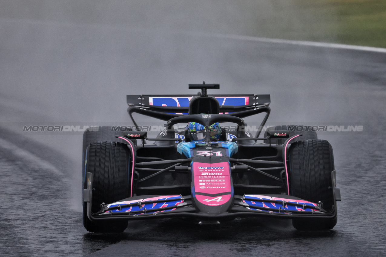 GP BRASILE, Esteban Ocon (FRA) Alpine F1 Team A524.

03.11.2024. Formula 1 World Championship, Rd 21, Brazilian Grand Prix, Sao Paulo, Brazil, Gara Day.

 - www.xpbimages.com, EMail: requests@xpbimages.com © Copyright: Coates / XPB Images