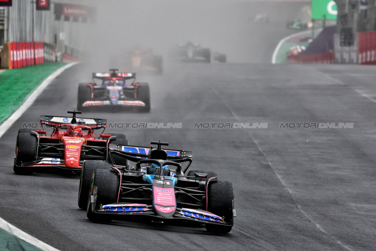 GP BRASILE, Esteban Ocon (FRA) Alpine F1 Team A524.

03.11.2024. Formula 1 World Championship, Rd 21, Brazilian Grand Prix, Sao Paulo, Brazil, Gara Day.

- www.xpbimages.com, EMail: requests@xpbimages.com © Copyright: Charniaux / XPB Images