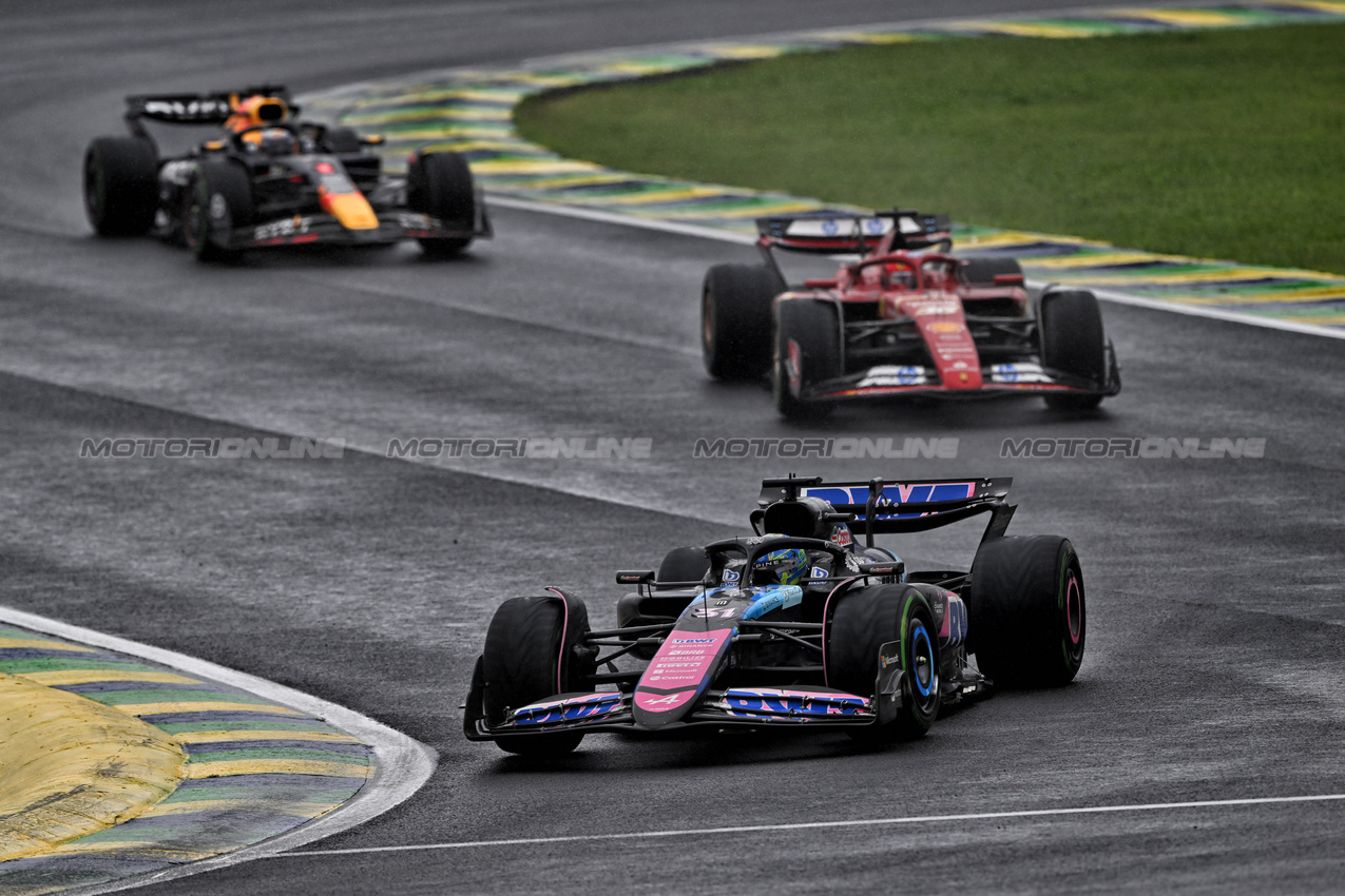 GP BRASILE, Esteban Ocon (FRA) Alpine F1 Team A524.

03.11.2024. Formula 1 World Championship, Rd 21, Brazilian Grand Prix, Sao Paulo, Brazil, Gara Day.

- www.xpbimages.com, EMail: requests@xpbimages.com © Copyright: Price / XPB Images