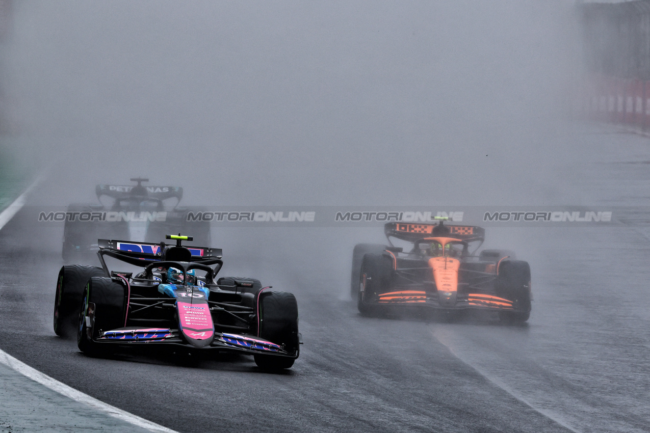 GP BRASILE, Pierre Gasly (FRA) Alpine F1 Team A524.

03.11.2024. Formula 1 World Championship, Rd 21, Brazilian Grand Prix, Sao Paulo, Brazil, Gara Day.

- www.xpbimages.com, EMail: requests@xpbimages.com © Copyright: Charniaux / XPB Images