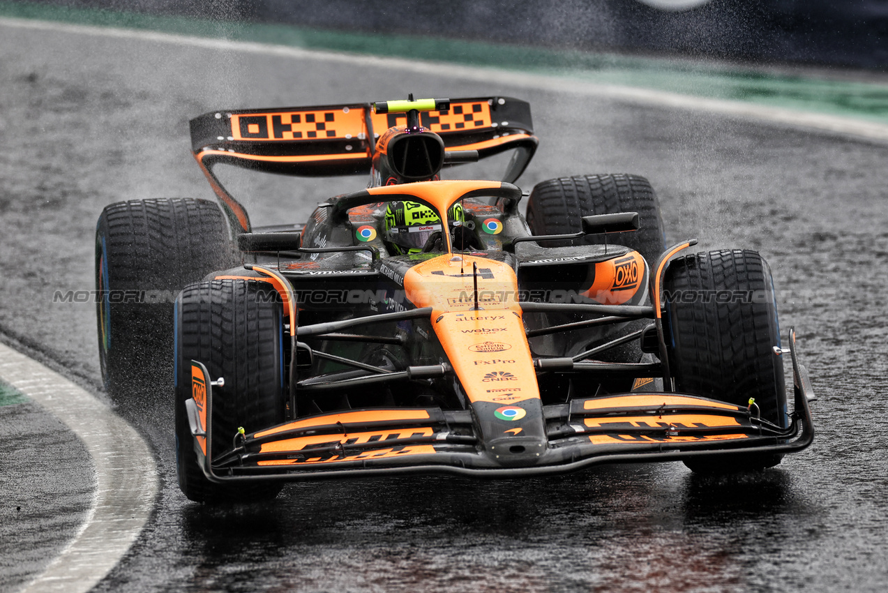 GP BRASILE, Lando Norris (GBR) McLaren MCL38.

03.11.2024. Formula 1 World Championship, Rd 21, Brazilian Grand Prix, Sao Paulo, Brazil, Gara Day.

 - www.xpbimages.com, EMail: requests@xpbimages.com © Copyright: Staley / XPB Images