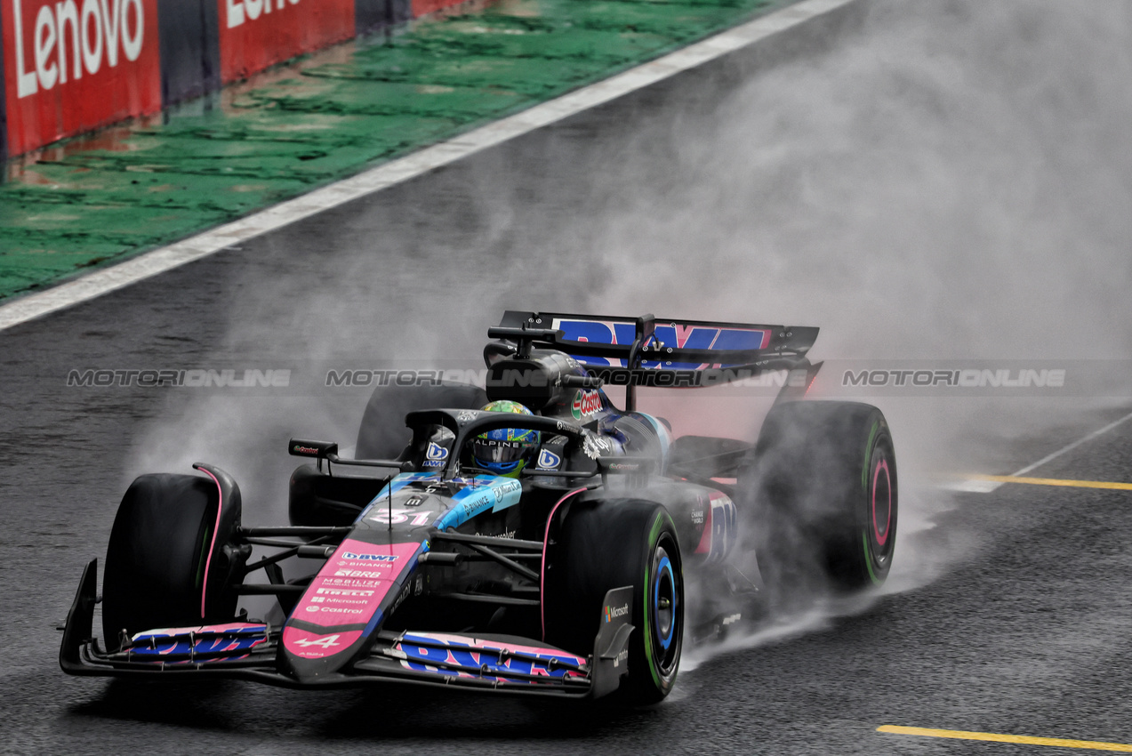 GP BRASILE, Esteban Ocon (FRA) Alpine F1 Team A524.

03.11.2024. Formula 1 World Championship, Rd 21, Brazilian Grand Prix, Sao Paulo, Brazil, Gara Day.

- www.xpbimages.com, EMail: requests@xpbimages.com © Copyright: Batchelor / XPB Images