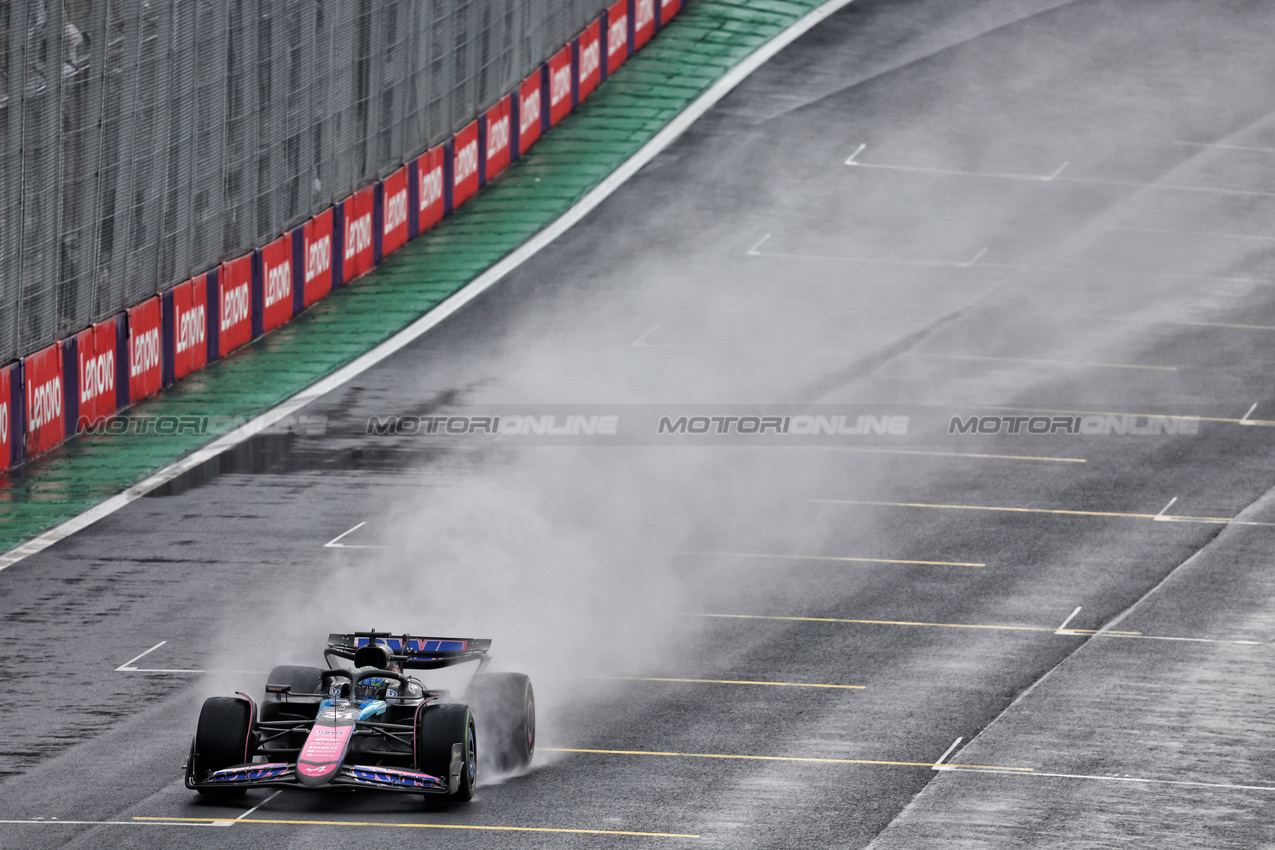 GP BRASILE, Esteban Ocon (FRA) Alpine F1 Team A524.

03.11.2024. Formula 1 World Championship, Rd 21, Brazilian Grand Prix, Sao Paulo, Brazil, Gara Day.

- www.xpbimages.com, EMail: requests@xpbimages.com © Copyright: Batchelor / XPB Images