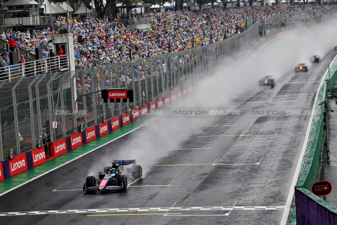 GP BRASILE, Esteban Ocon (FRA) Alpine F1 Team A524.

03.11.2024. Formula 1 World Championship, Rd 21, Brazilian Grand Prix, Sao Paulo, Brazil, Gara Day.

- www.xpbimages.com, EMail: requests@xpbimages.com © Copyright: Batchelor / XPB Images