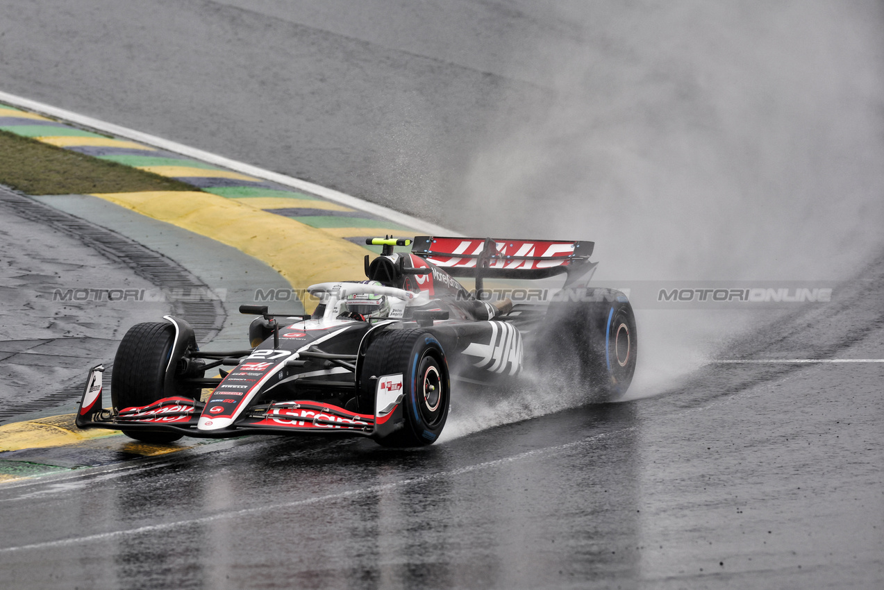 GP BRASILE, Nico Hulkenberg (GER) Haas VF-24.

03.11.2024. Formula 1 World Championship, Rd 21, Brazilian Grand Prix, Sao Paulo, Brazil, Gara Day.

 - www.xpbimages.com, EMail: requests@xpbimages.com © Copyright: Staley / XPB Images