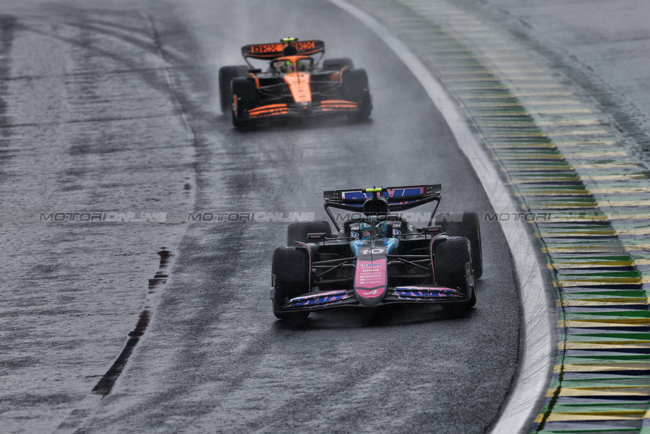 GP BRASILE, Pierre Gasly (FRA) Alpine F1 Team A524.

03.11.2024. Formula 1 World Championship, Rd 21, Brazilian Grand Prix, Sao Paulo, Brazil, Gara Day.

 - www.xpbimages.com, EMail: requests@xpbimages.com © Copyright: Staley / XPB Images