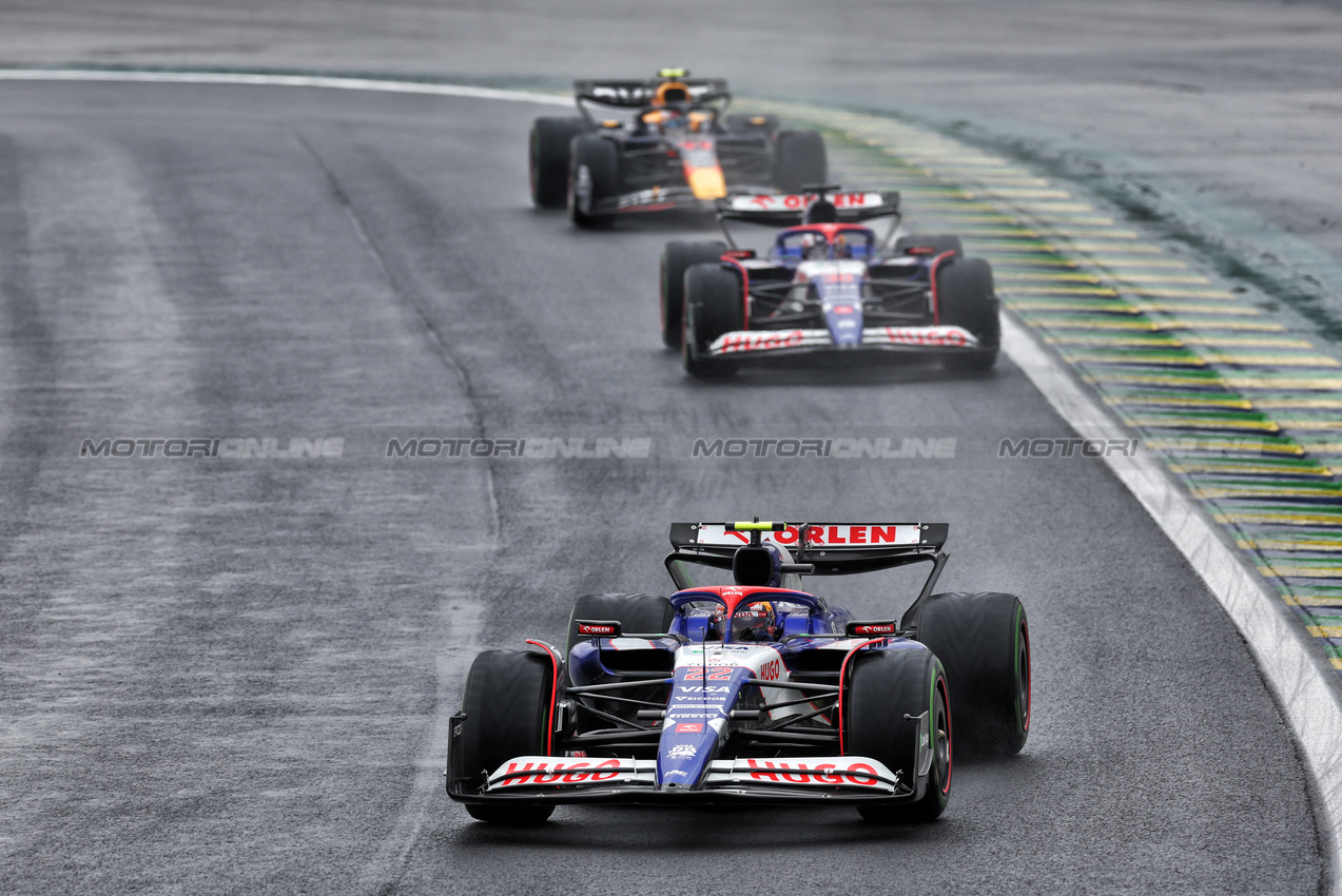 GP BRASILE, Yuki Tsunoda (JPN) RB VCARB 01.

03.11.2024. Formula 1 World Championship, Rd 21, Brazilian Grand Prix, Sao Paulo, Brazil, Gara Day.

 - www.xpbimages.com, EMail: requests@xpbimages.com © Copyright: Staley / XPB Images