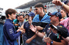 GP BRASILE, Franco Colapinto (ARG) Williams Racing with fans.

03.11.2024. Formula 1 World Championship, Rd 21, Brazilian Grand Prix, Sao Paulo, Brazil, Gara Day.

 - www.xpbimages.com, EMail: requests@xpbimages.com © Copyright: Staley / XPB Images