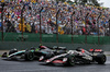 GP BRASILE, Lewis Hamilton (GBR) Mercedes AMG F1 W15 e Oliver Bearman (GBR) Haas VF-24 Reserve Driver battle for position.

03.11.2024. Formula 1 World Championship, Rd 21, Brazilian Grand Prix, Sao Paulo, Brazil, Gara Day.

 - www.xpbimages.com, EMail: requests@xpbimages.com © Copyright: Coates / XPB Images