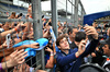 GP BRASILE, Franco Colapinto (ARG) Williams Racing with fans.

03.11.2024. Formula 1 World Championship, Rd 21, Brazilian Grand Prix, Sao Paulo, Brazil, Gara Day.

- www.xpbimages.com, EMail: requests@xpbimages.com © Copyright: Price / XPB Images