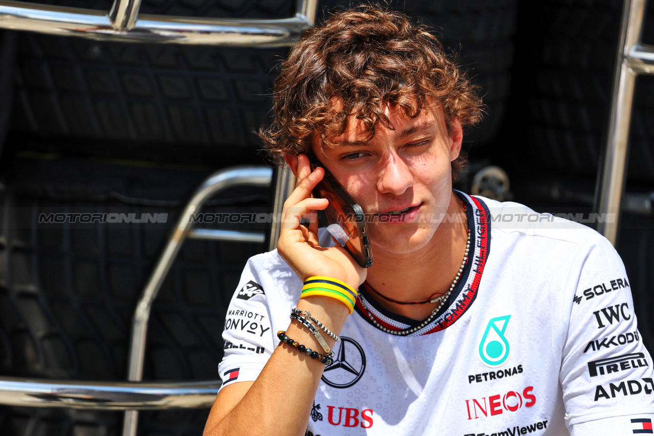 GP BRASILE, Andrea Kimi Antonelli (ITA) Mercedes AMG F1 Junior Driver.

31.10.2024. Formula 1 World Championship, Rd 21, Brazilian Grand Prix, Sao Paulo, Brazil, Preparation Day.

- www.xpbimages.com, EMail: requests@xpbimages.com © Copyright: Batchelor / XPB Images