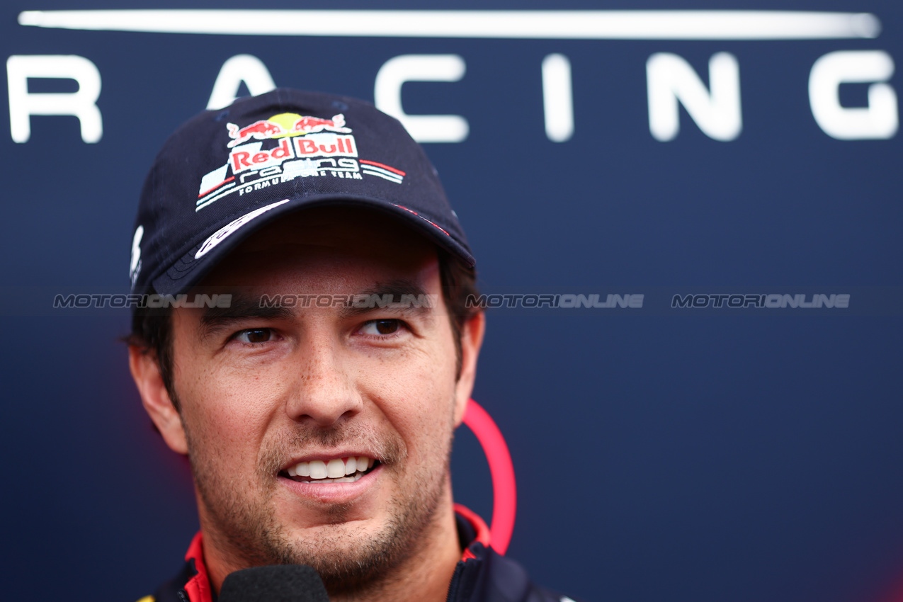 GP BRASILE, Sergio Perez (MEX), Red Bull Racing 
31.10.2024. Formula 1 World Championship, Rd 21, Brazilian Grand Prix, Sao Paulo, Brazil, Preparation Day.
- www.xpbimages.com, EMail: requests@xpbimages.com © Copyright: Charniaux / XPB Images