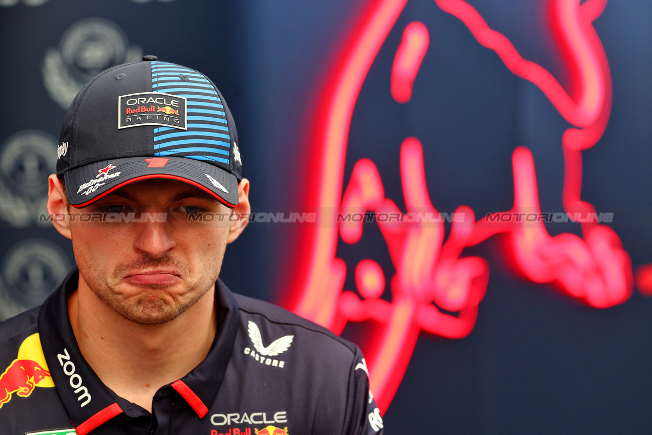 GP BRASILE, Max Verstappen (NLD) Red Bull Racing.

31.10.2024. Formula 1 World Championship, Rd 21, Brazilian Grand Prix, Sao Paulo, Brazil, Preparation Day.

 - www.xpbimages.com, EMail: requests@xpbimages.com © Copyright: Coates / XPB Images