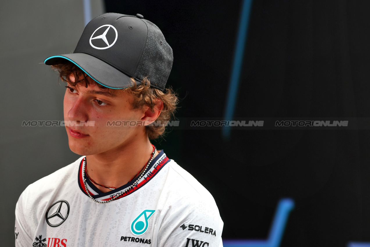 GP BRASILE, Andrea Kimi Antonelli (ITA) Mercedes AMG F1 Junior Driver.

31.10.2024. Formula 1 World Championship, Rd 21, Brazilian Grand Prix, Sao Paulo, Brazil, Preparation Day.

 - www.xpbimages.com, EMail: requests@xpbimages.com © Copyright: Coates / XPB Images