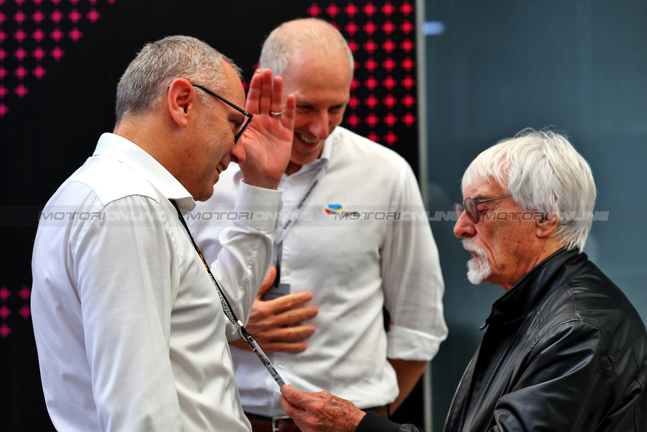 GP BRASILE, (L to R): Stefano Domenicali (ITA) Formula One President e CEO with Bernie Ecclestone (GBR).

31.10.2024. Formula 1 World Championship, Rd 21, Brazilian Grand Prix, Sao Paulo, Brazil, Preparation Day.

- www.xpbimages.com, EMail: requests@xpbimages.com © Copyright: XPB Images