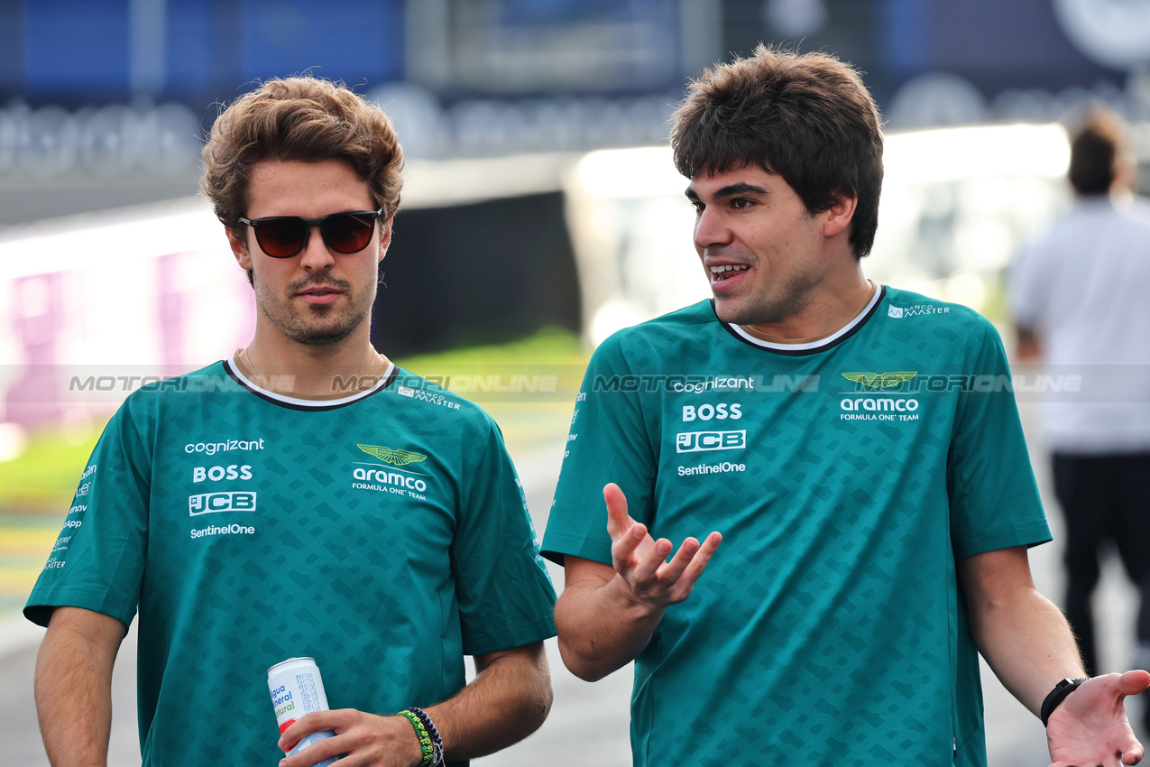 GP BRASILE, (L to R): Felipe Drugovich (BRA) Aston Martin F1 Team, Reserve e Development Programme Driver with Lance Stroll (CDN) Aston Martin F1 Team.

31.10.2024. Formula 1 World Championship, Rd 21, Brazilian Grand Prix, Sao Paulo, Brazil, Preparation Day.

- www.xpbimages.com, EMail: requests@xpbimages.com © Copyright: Batchelor / XPB Images