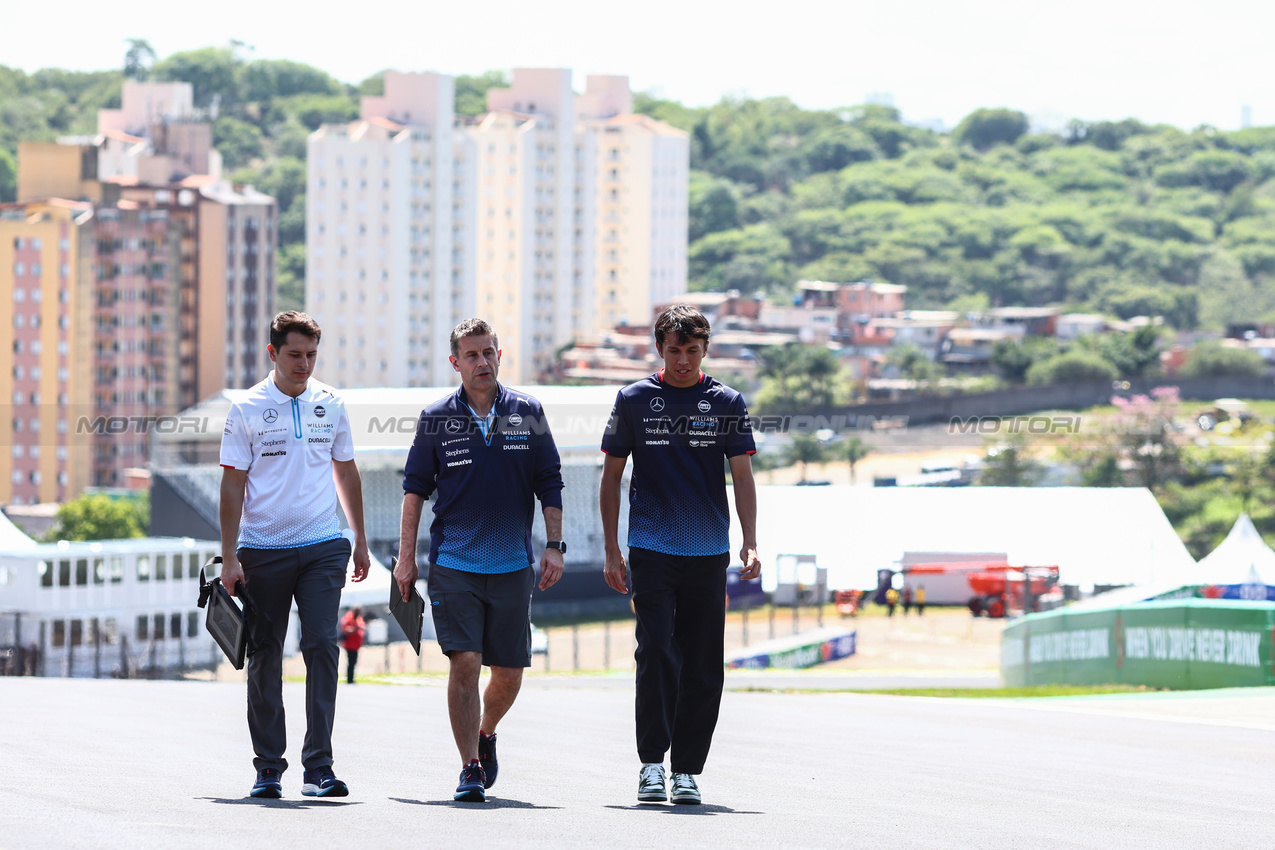 GP BRASILE, Alex Albon (THA), Williams F1 Team 
31.10.2024. Formula 1 World Championship, Rd 21, Brazilian Grand Prix, Sao Paulo, Brazil, Preparation Day.
- www.xpbimages.com, EMail: requests@xpbimages.com © Copyright: Charniaux / XPB Images