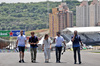 GP BRASILE, Franco Colapinto (ARG) Williams Racing walks the circuit with the team.

31.10.2024. Formula 1 World Championship, Rd 21, Brazilian Grand Prix, Sao Paulo, Brazil, Preparation Day.

 - www.xpbimages.com, EMail: requests@xpbimages.com © Copyright: Staley / XPB Images