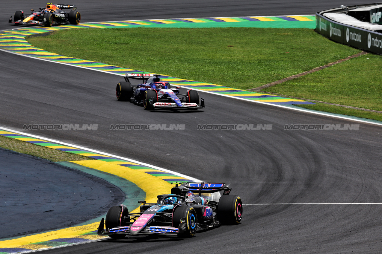 GP BRASILE, Pierre Gasly (FRA) Alpine F1 Team A524.

02.11.2024. Formula 1 World Championship, Rd 21, Brazilian Grand Prix, Sao Paulo, Brazil, Sprint e Qualifiche Day.

- www.xpbimages.com, EMail: requests@xpbimages.com © Copyright: Batchelor / XPB Images