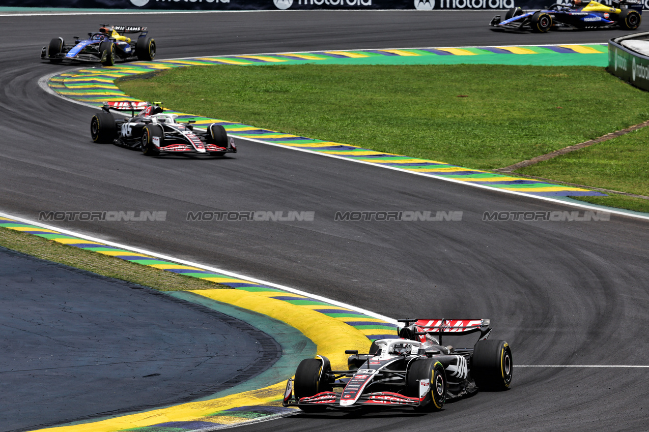 GP BRASILE, Oliver Bearman (GBR) Haas VF-24 Reserve Driver.

02.11.2024. Formula 1 World Championship, Rd 21, Brazilian Grand Prix, Sao Paulo, Brazil, Sprint e Qualifiche Day.

- www.xpbimages.com, EMail: requests@xpbimages.com © Copyright: Batchelor / XPB Images